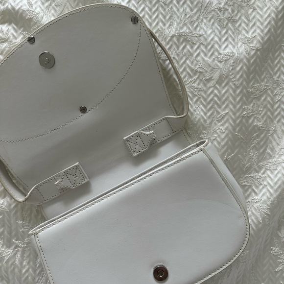 Diesel White 1Dr Bag - Picture 4 of 8